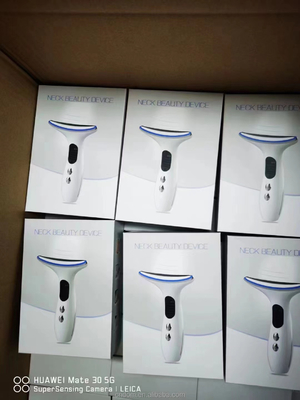Equipamento de beleza multifunção LED Foton Therapy Skin Tightening Face and Neck Lift Massager