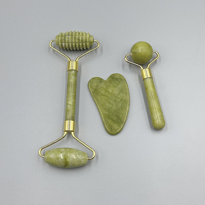 OEM/ODM Rose Quartz Jade Roller Facial Stone Massager Set com óleo de soro e Gunsha