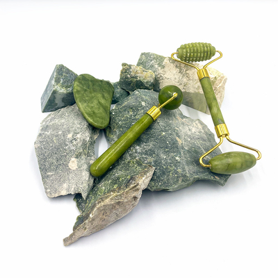 2024 Double Head Xiuyan Stone Jade Roller e Gua Sha Set para cuidados com a pele à prova d' água Sim