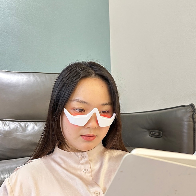 Micro-corrente Ems massagista de olhos MANUAL Dispositivo de terapia de luz vermelha para remoção de rugas